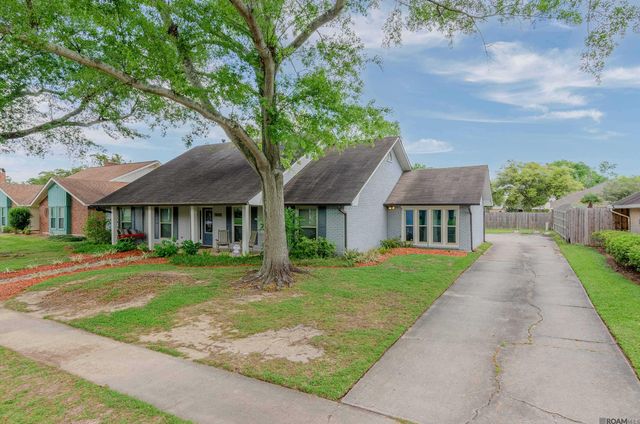 14133 Woodland Ridge Ave, Baton Rouge, LA 70816