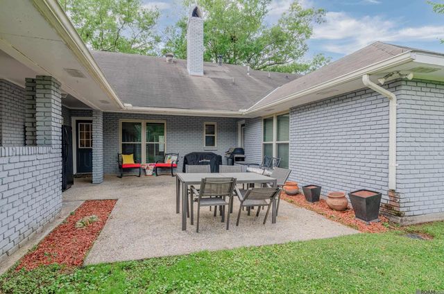 14133 Woodland Ridge Ave, Baton Rouge, LA 70816