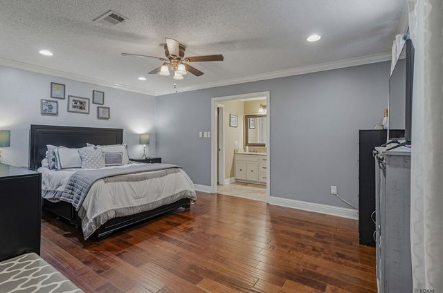 14133 Woodland Ridge Ave, Baton Rouge, LA 70816