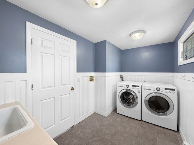 5 Swan Circle, Shrewsbury, MA 01545