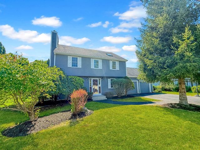 5 Swan Circle, Shrewsbury, MA 01545