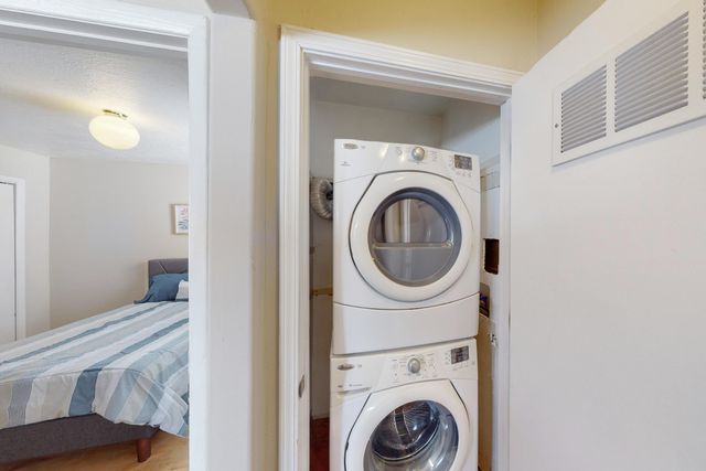 1613 Morningside Drive NE, Albuquerque, NM 87110