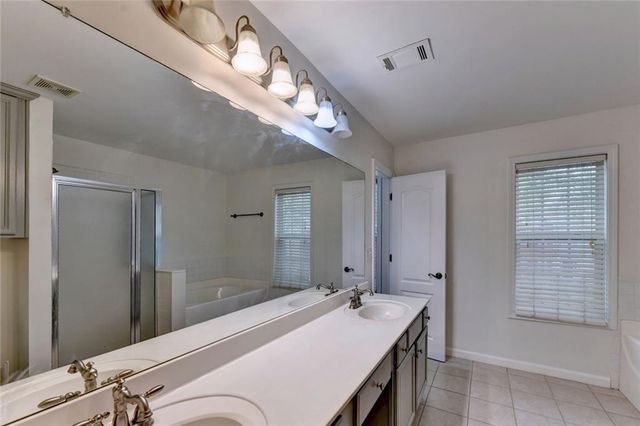 3761 Lake Point Boulevard, Suwanee, GA 30024