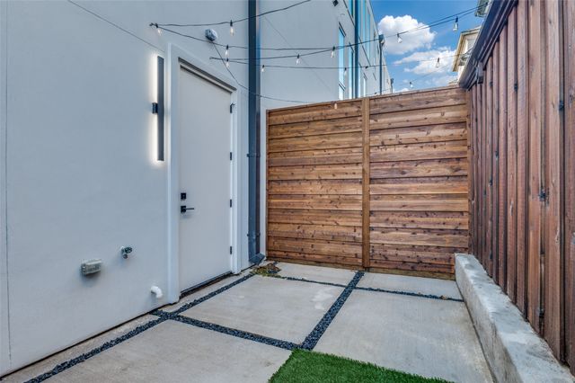 3523 Miles Street 102, Dallas, TX 75209