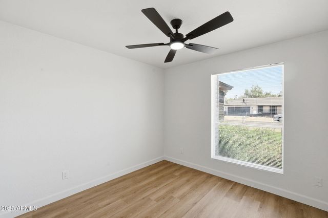 4062 W CHRISTY Drive, Phoenix, AZ 85029