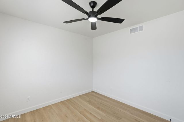 4062 W CHRISTY Drive, Phoenix, AZ 85029