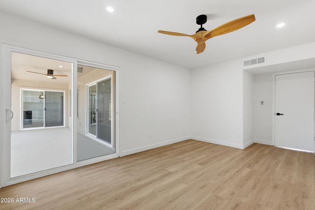 4062 W CHRISTY Drive, Phoenix, AZ 85029