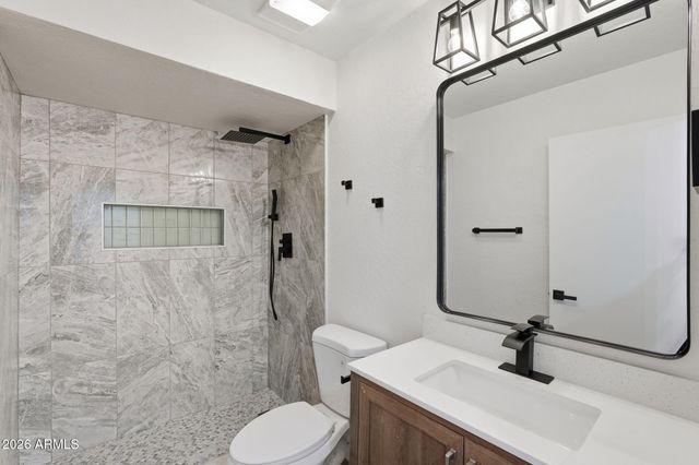 4062 W CHRISTY Drive, Phoenix, AZ 85029
