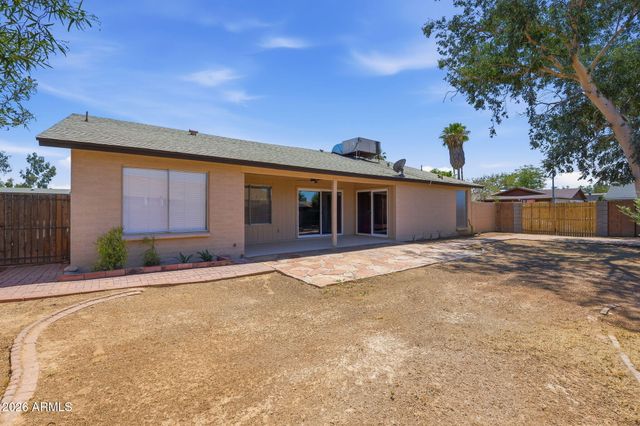 4062 W CHRISTY Drive, Phoenix, AZ 85029