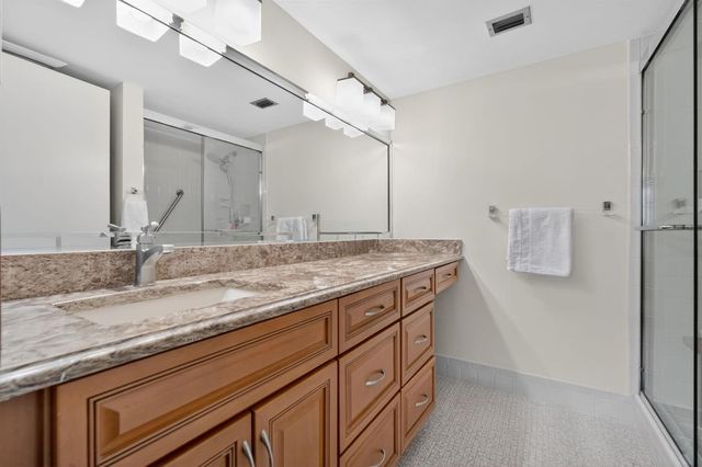 6866 Huntington Lane 304, Delray Beach, FL 33446