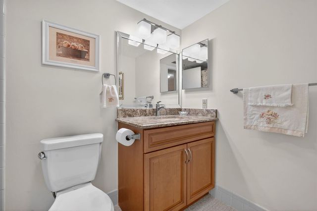 6866 Huntington Lane 304, Delray Beach, FL 33446