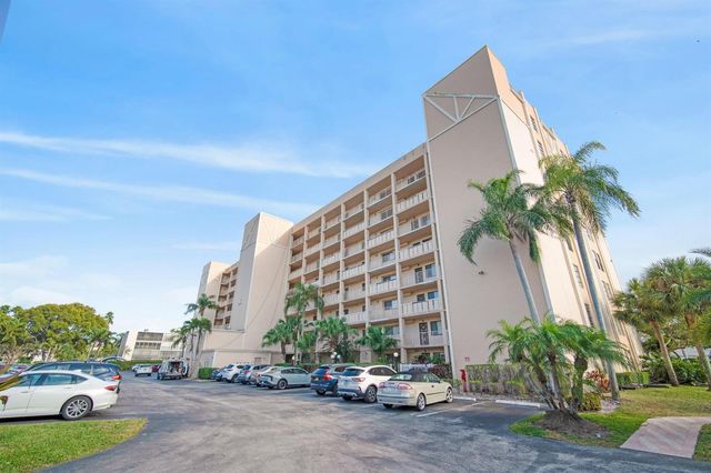 6866 Huntington Lane 304, Delray Beach, FL 33446