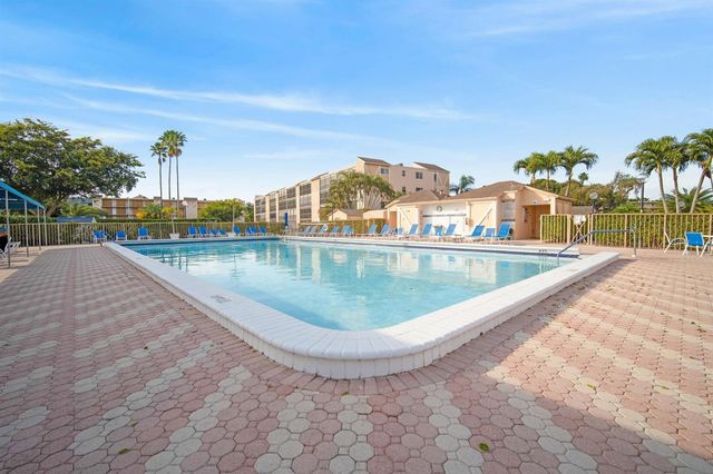 6866 Huntington Lane 304, Delray Beach, FL 33446