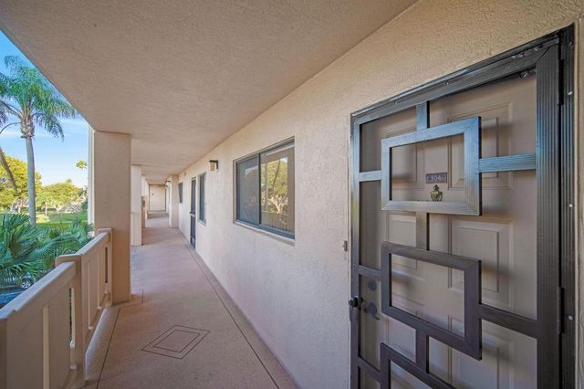 6866 Huntington Lane 304, Delray Beach, FL 33446