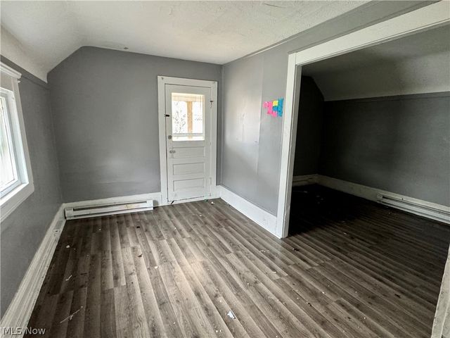 859 Whitcomb Road, Cleveland, OH 44110