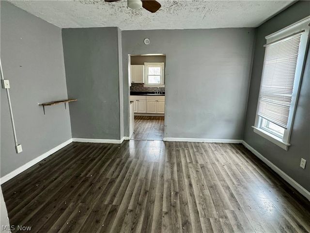 859 Whitcomb Road, Cleveland, OH 44110