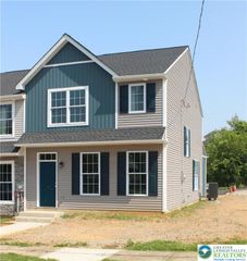 21 Kiernan Avenue, Hellertown Borough, PA 18055