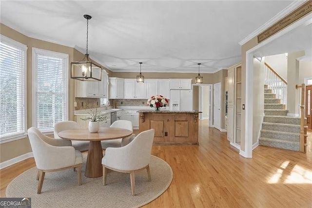 105 Kensington Pond Courts, Roswell, GA 30075