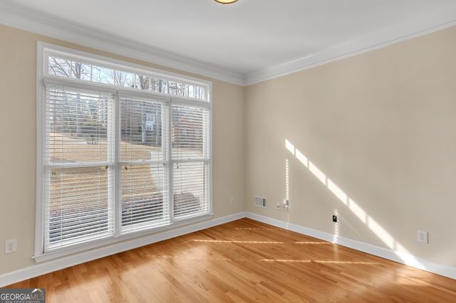 105 Kensington Pond Courts, Roswell, GA 30075