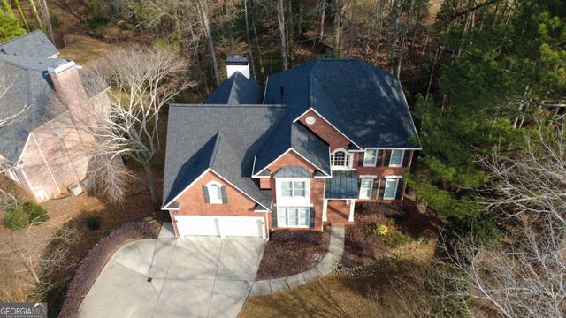105 Kensington Pond Courts, Roswell, GA 30075