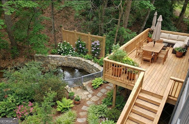 105 Kensington Pond Courts, Roswell, GA 30075