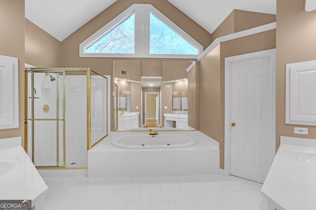 105 Kensington Pond Courts, Roswell, GA 30075