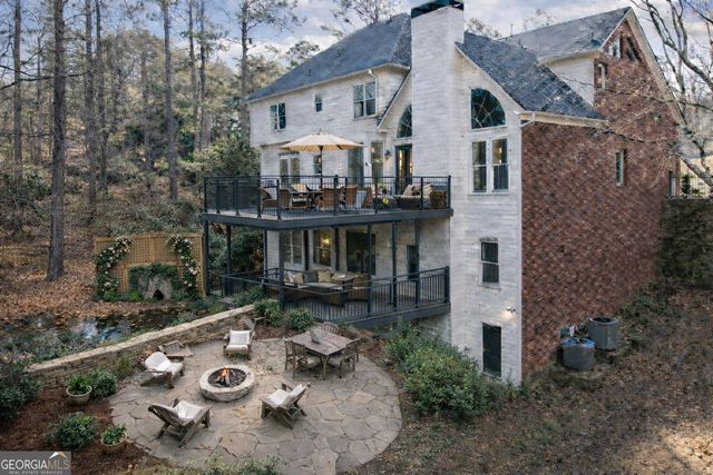 105 Kensington Pond Courts, Roswell, GA 30075