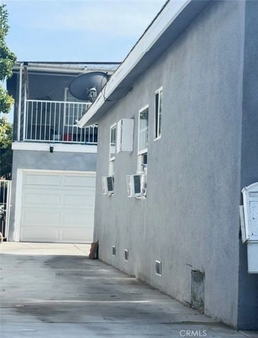 4132 W 105th, Inglewood, CA 90304