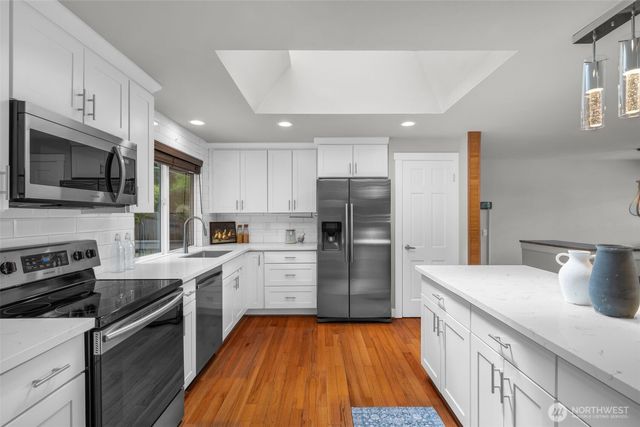32212 25th Ave SW, Federal Way, WA 98023