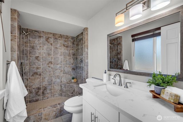 32212 25th Ave SW, Federal Way, WA 98023