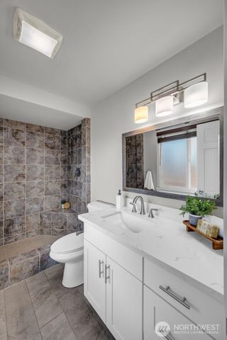 32212 25th Ave SW, Federal Way, WA 98023