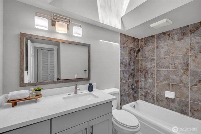 32212 25th Ave SW, Federal Way, WA 98023