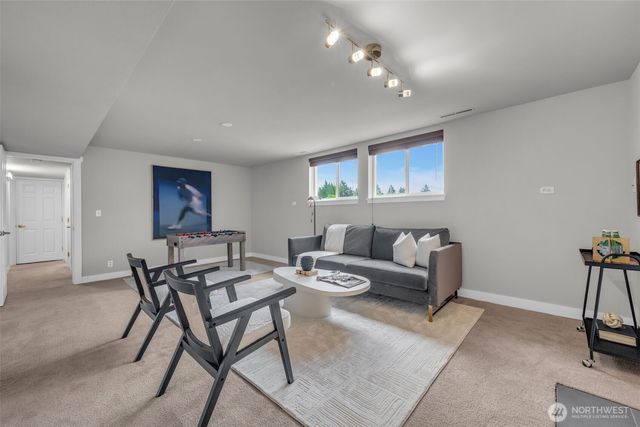 32212 25th Ave SW, Federal Way, WA 98023