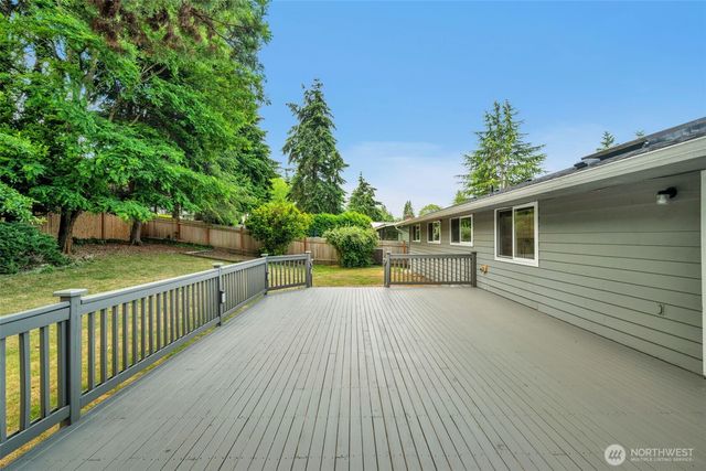 32212 25th Ave SW, Federal Way, WA 98023