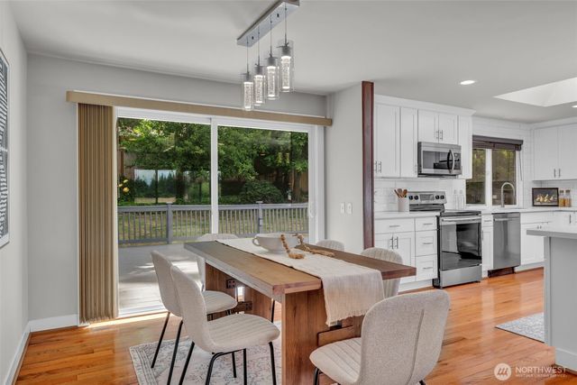 32212 25th Ave SW, Federal Way, WA 98023
