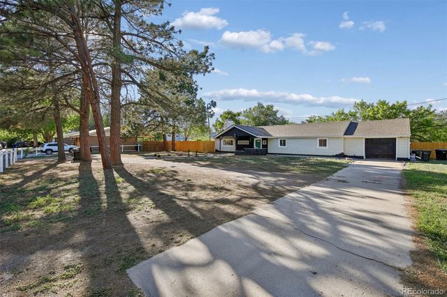 6168 Lee Street, Arvada, CO 80004