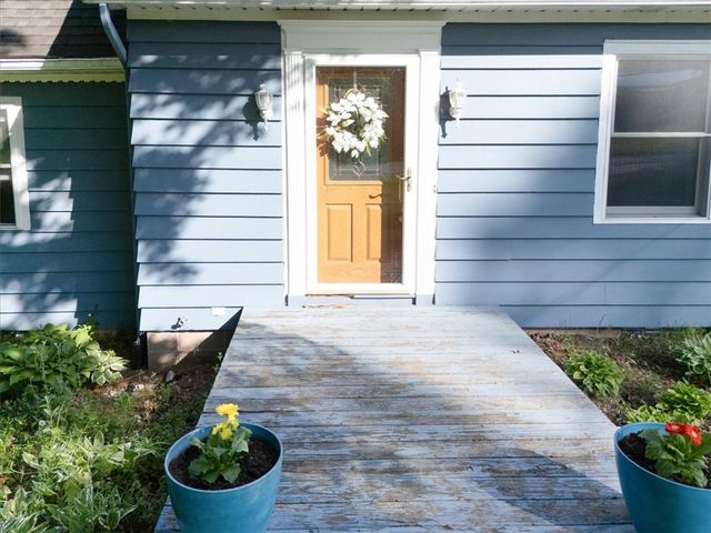 7216 Furnace Road, Ontario, NY 14519