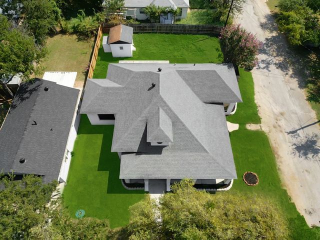 700 N Church Street, Decatur, TX 76234