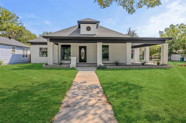 700 N Church Street, Decatur, TX 76234