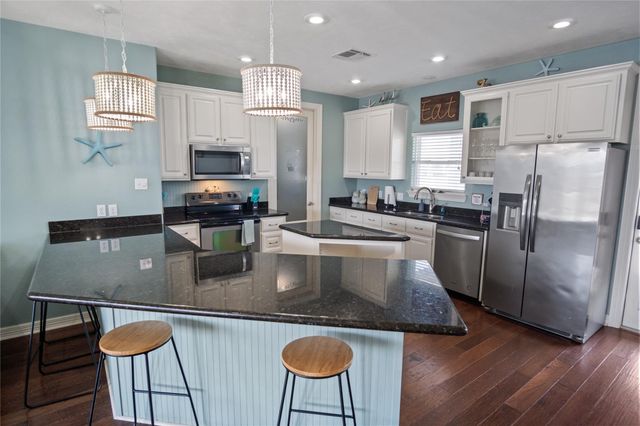 932 Kent, Crystal Beach, TX 77650