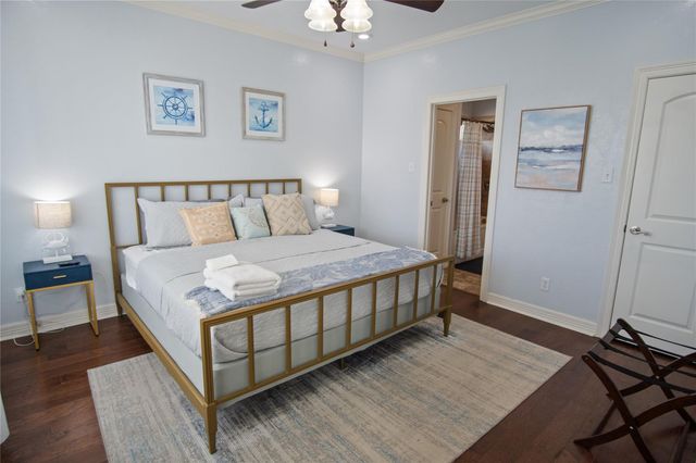 932 Kent, Crystal Beach, TX 77650