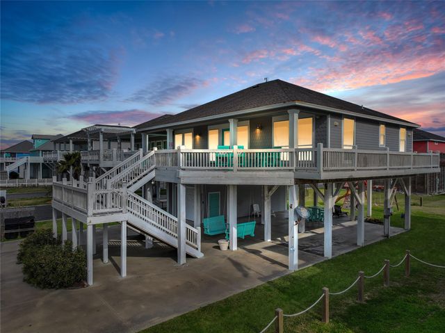 932 Kent, Crystal Beach, TX 77650