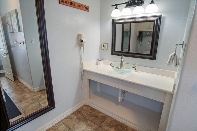 932 Kent, Crystal Beach, TX 77650