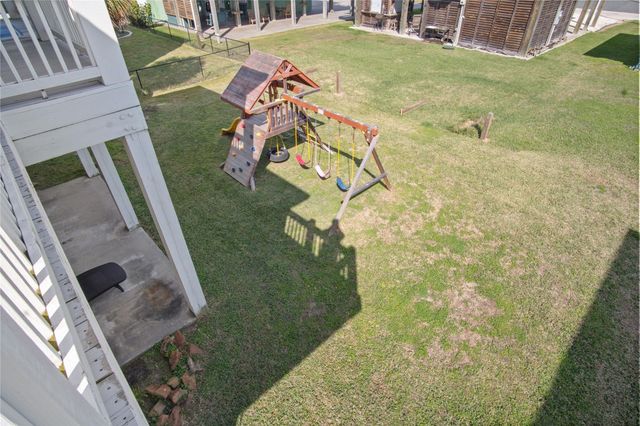 932 Kent, Crystal Beach, TX 77650