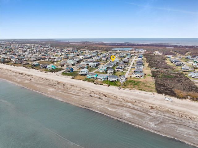 932 Kent, Crystal Beach, TX 77650