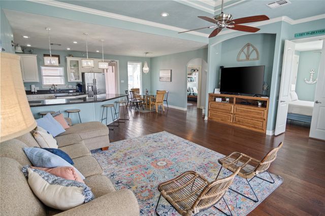 932 Kent, Crystal Beach, TX 77650