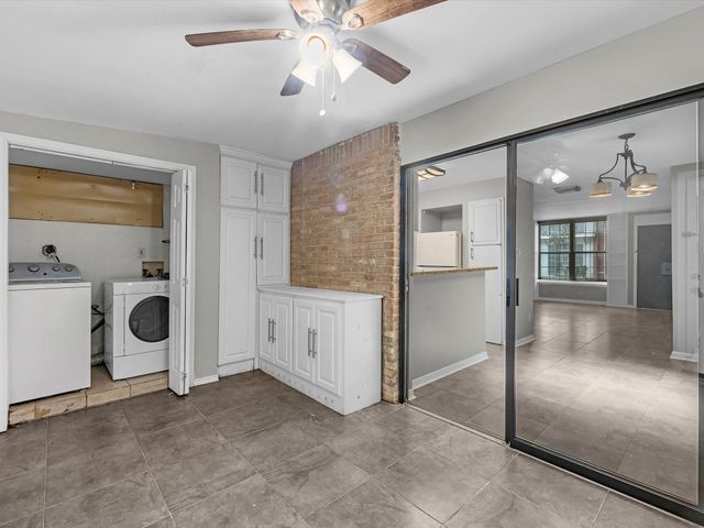 2647 Marilee Ln, Houston, TX 77057