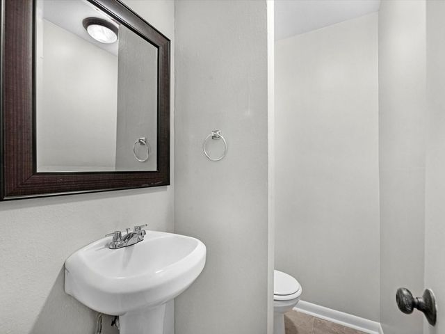 2647 Marilee Ln, Houston, TX 77057