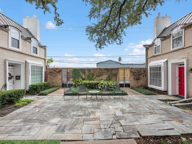 2647 Marilee Ln, Houston, TX 77057