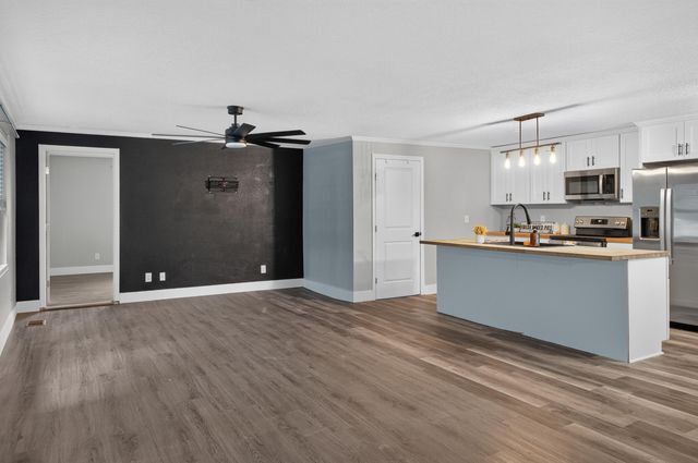 89 Alexander Way, Lookout Mountain, GA 30750